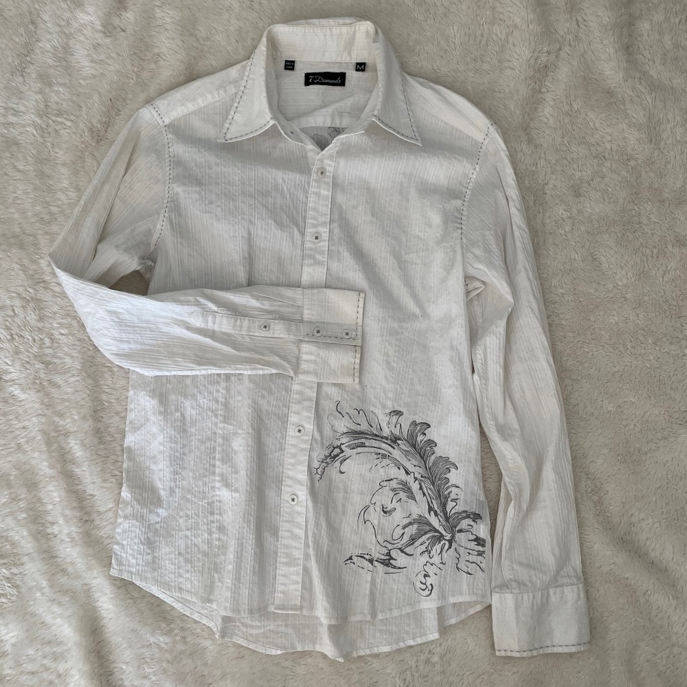 7 Diamonds Men's White textured striped shirt, Medium